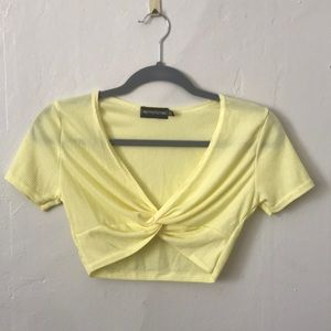 PrettyLittleThing cropped tee